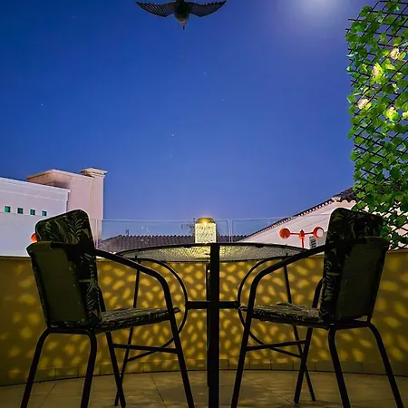 Css Coastal Smart Superior With Gym Spacious Апартаменты Пафос