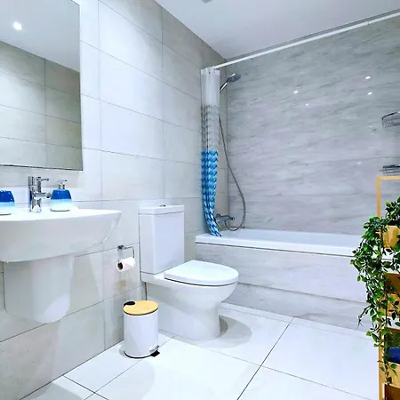 Apartment Css Coastal Smart Superior With Gym Spacious