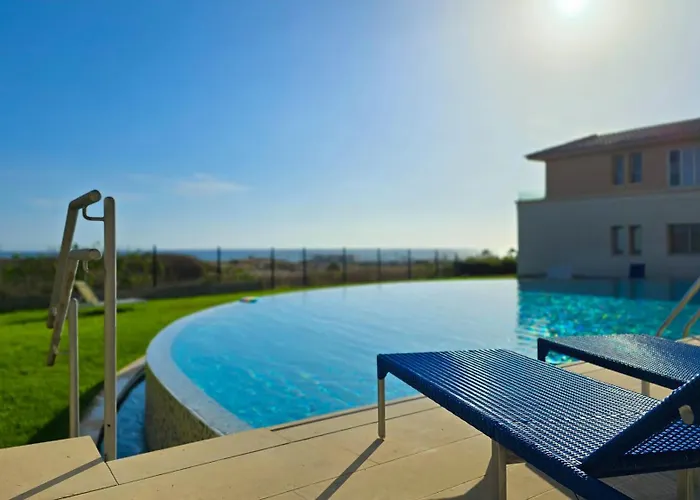 Css Coastal Smart Superior With Gym Spacious Lejlighed *